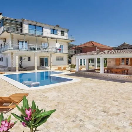 Apartment With Private Pool